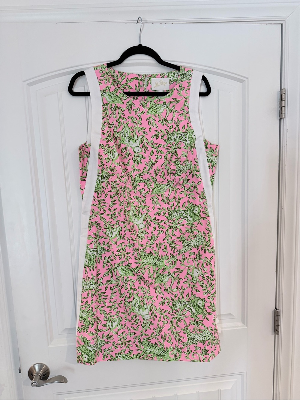 Lilly Pulitzer Pink Dress with Green Leaf Print and White Panels